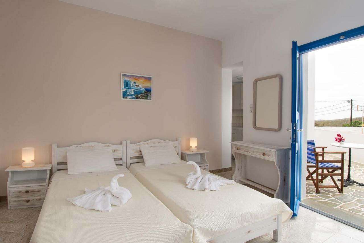 Evgenia Rooms&Apartments Folégandros Zewnętrze zdjęcie