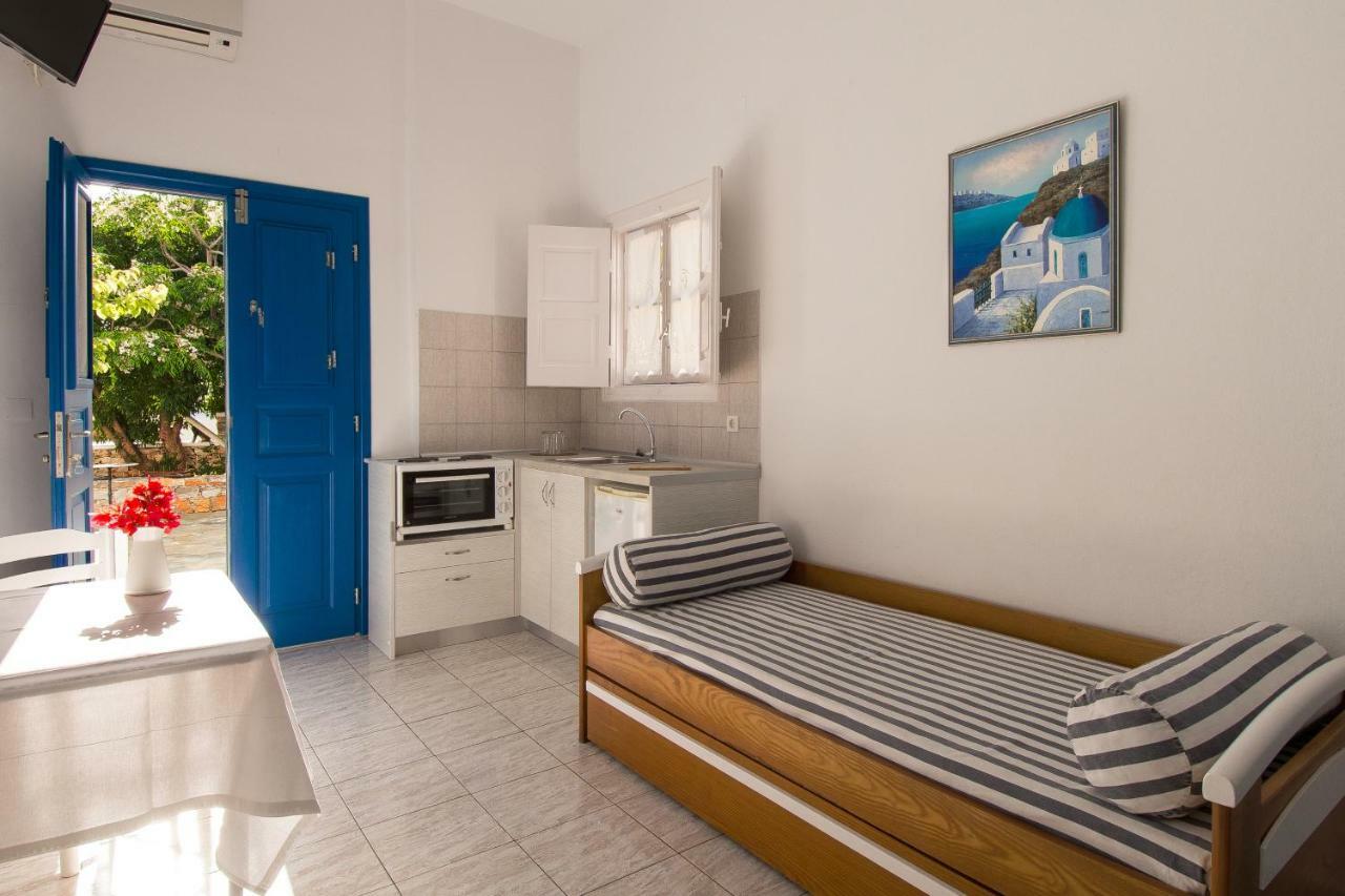 Evgenia Rooms&Apartments Folégandros Zewnętrze zdjęcie